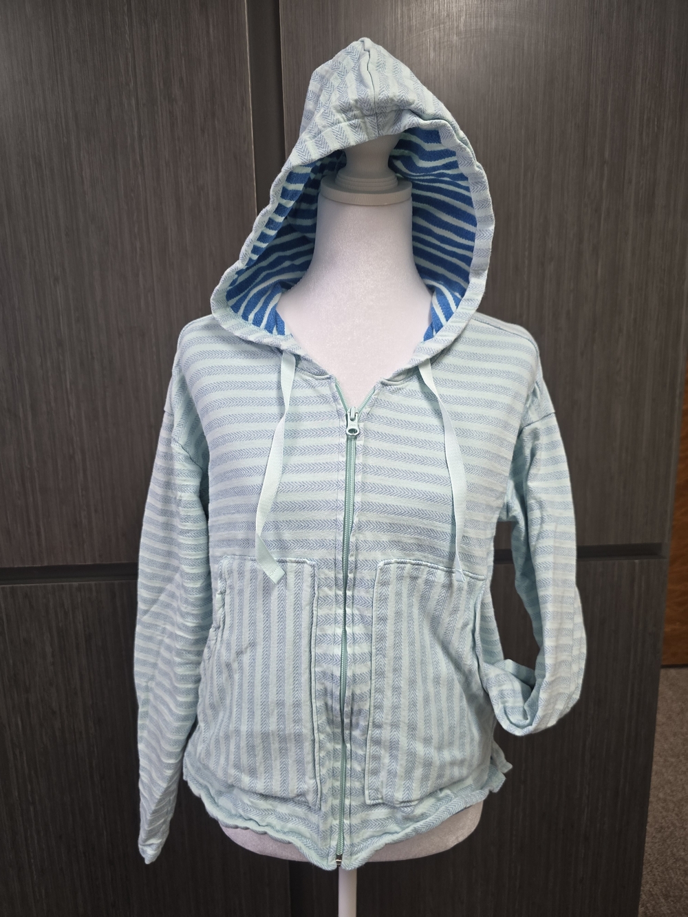 Columbia Women’s Medium Mint Blue Striped Full Zip Hooded Jacket Hoodie